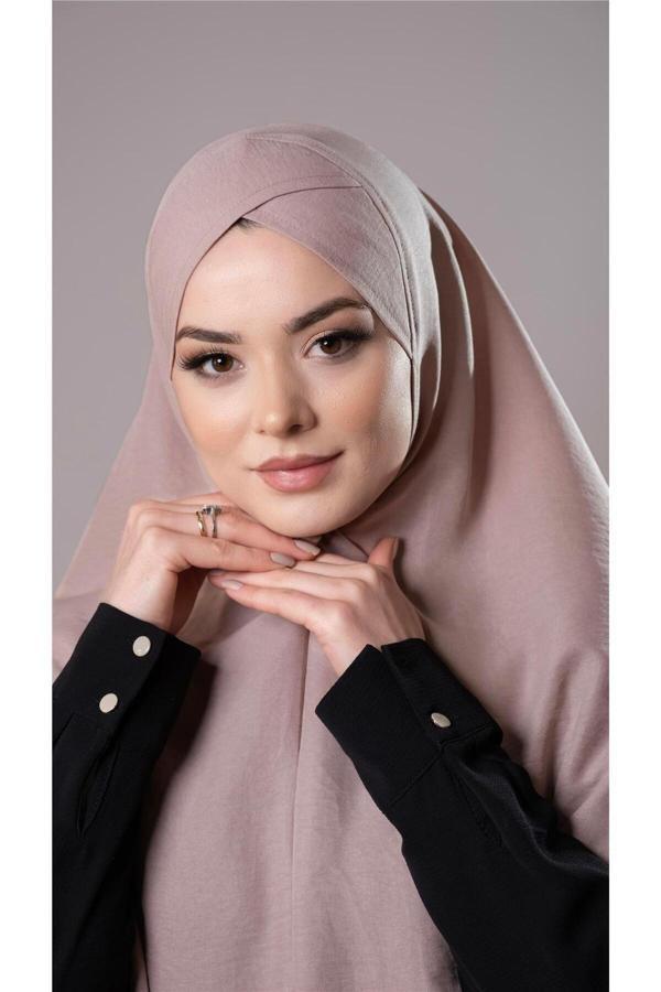 Hürrem Bone Bej Pratik Hazır Geçmeli Tesettür Eşarp Pamuk Caz Kumaş Tek Katlı Çapraz Hijab 2305_12 - Image 1