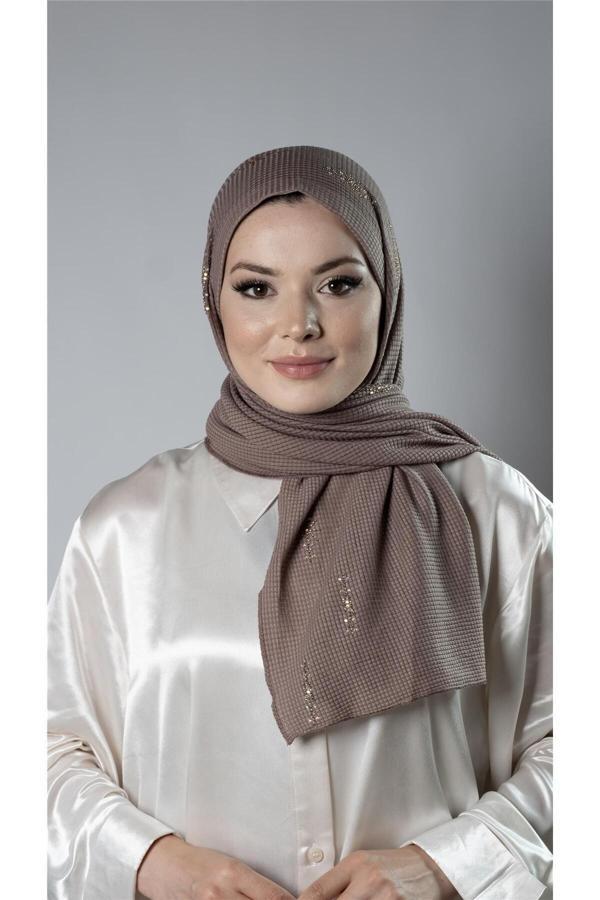 Hürrem Bone Koyu Vizon Pratik Hazır Geçmeli Tesettür Şal Örme Kumaş Taşlı Yıldız Desenli  2118Y_38 - Image 1