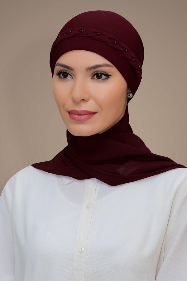 Hürrem Bone Bordo Pratik Hazır Geçmeli Tesettür Bone Sandy Kumaş Örgülü Güllü Şifon Atkılı 1203A_16 - Image 1