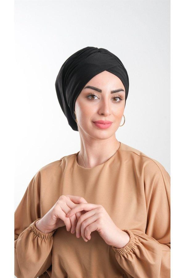 Hürrem Bone Siyah Pratik Hazır Geçmeli Tesettür Bone Sandy Kumaş Büzgülü 2114_01 - Image 1
