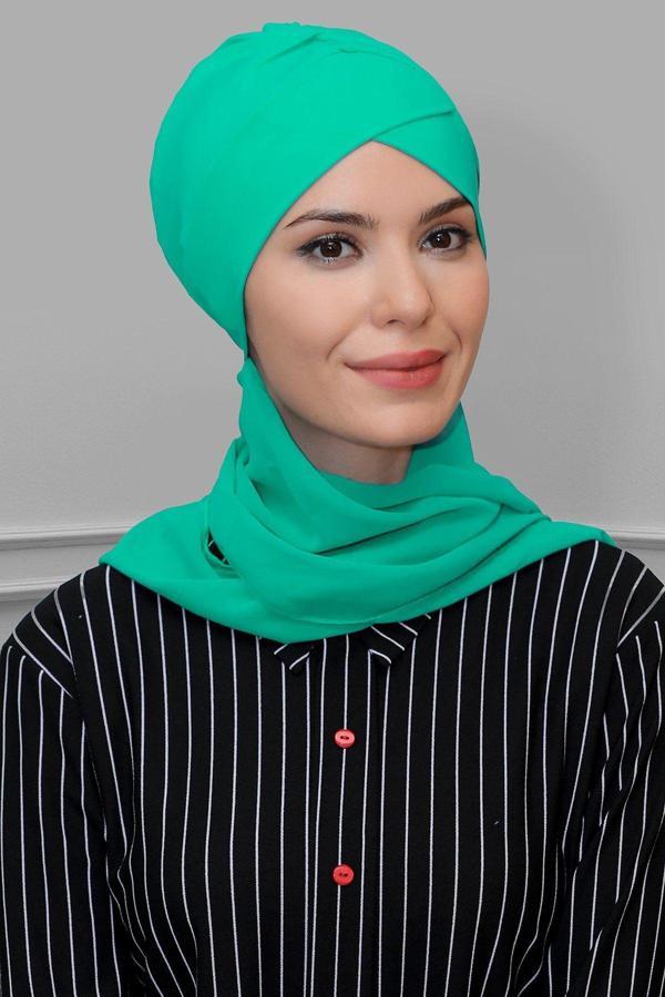 Hürrem Bone Su Yeşili Pratik Hazır Geçmeli Tesettür Bone Sandy Kumaş Çapraz Büzgülü Şifon Atkılı 1801A_32 - Image 1