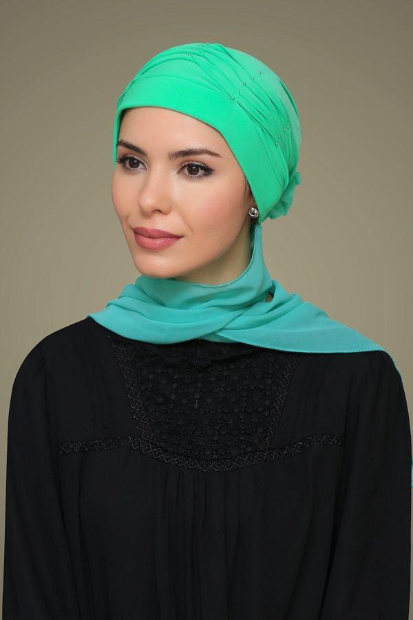 Hürrem Bone Su Yeşili Pratik Hazır Geçmeli Tesettür Bone Sandy Kumaş Incili Nervürlü Güllü Atkılı 1805A_32 - Image 1