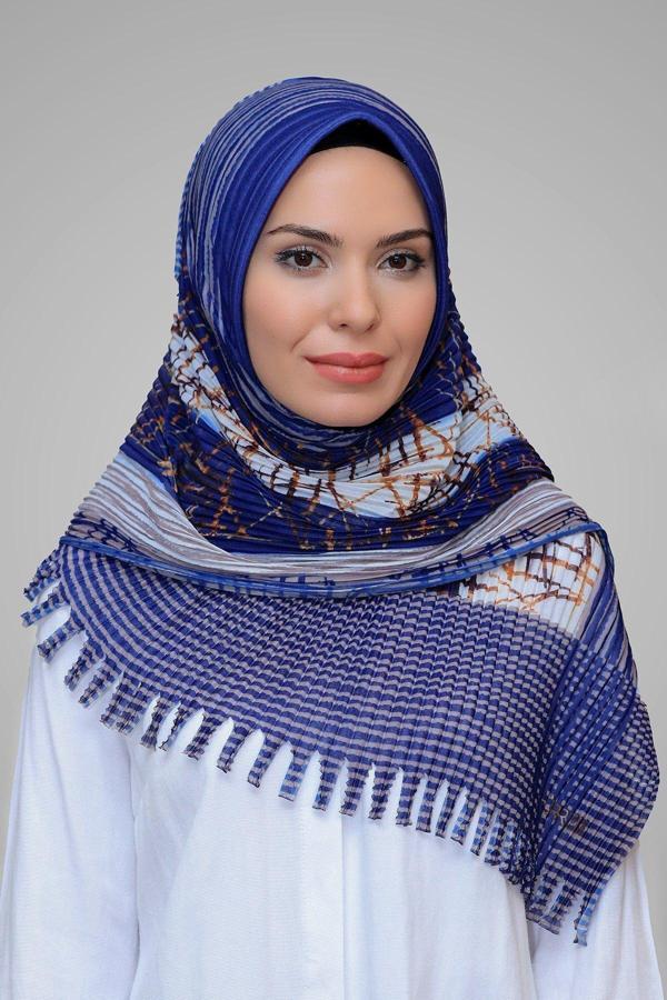 Hürrem Bone Lacivert Pratik Hazır Geçmeli Tesettür Eşarp Kesik Elyaf Piliseli Çiçek Desenli 1818D4_02 - Image 1