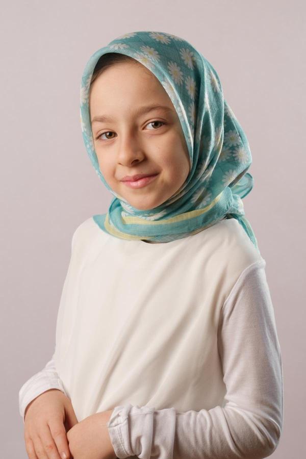 Giverny Gold Dijital Baskılı Çocuk Tesettür Eşarp Pamuk Polyester Papatya Desenli 6003_03 - Image 1