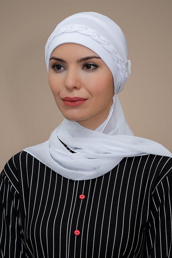 Hürrem Bone Beyaz Pratik Hazır Geçmeli Tesettür Bone Sandy Kumaş Örgülü Güllü Şifon Atkılı 1203A_42 - Image 1