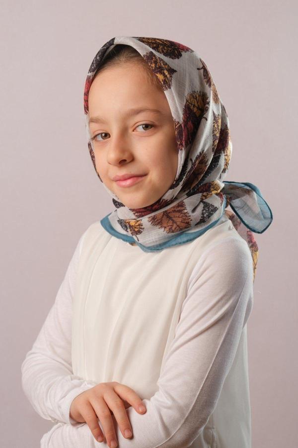 Giverny Petrol Mavisi Dijital Baskılı Çocuk Tesettür Eşarp Pamuk Polyester Yaprak Desenli 6003_17 - Image 1