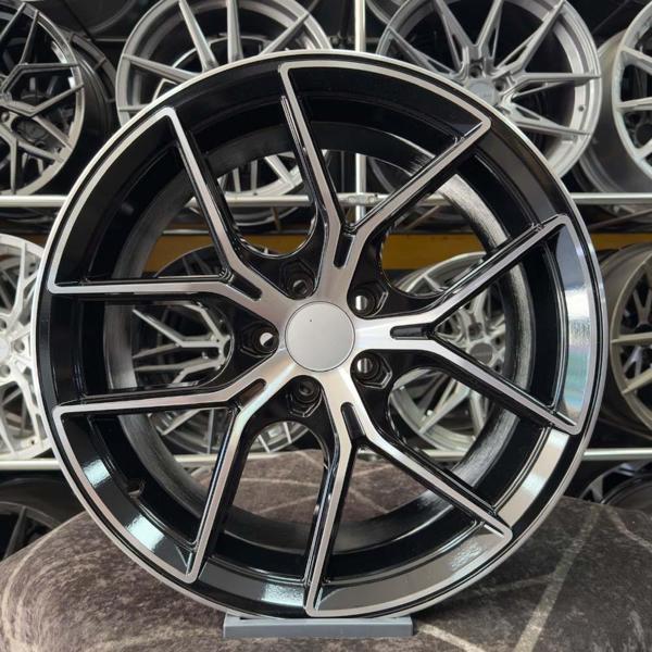 19 inç 5x112 Mercedes E200 Siyah Elmas Kesim Jant Modeli (4 Adet) - Image 1