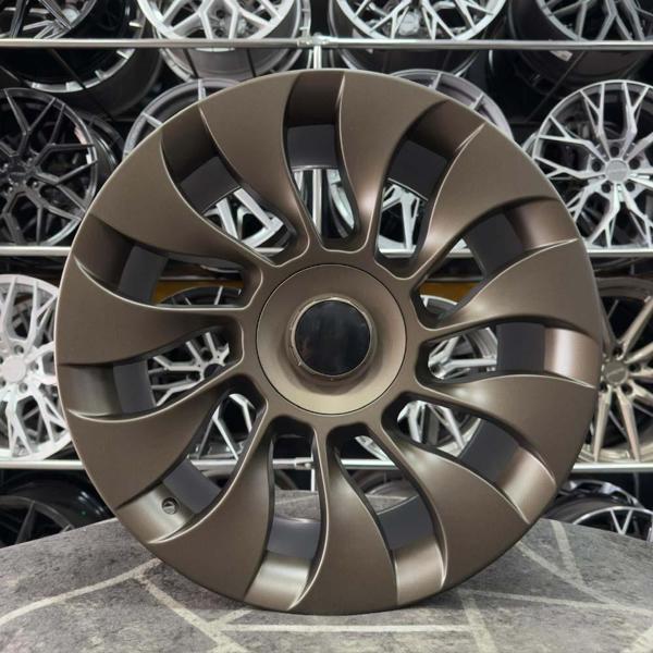 19 inç 5x114.3 Tesla Model Y Mat Bronz Jant Modeli (4 Adet) - Image 1