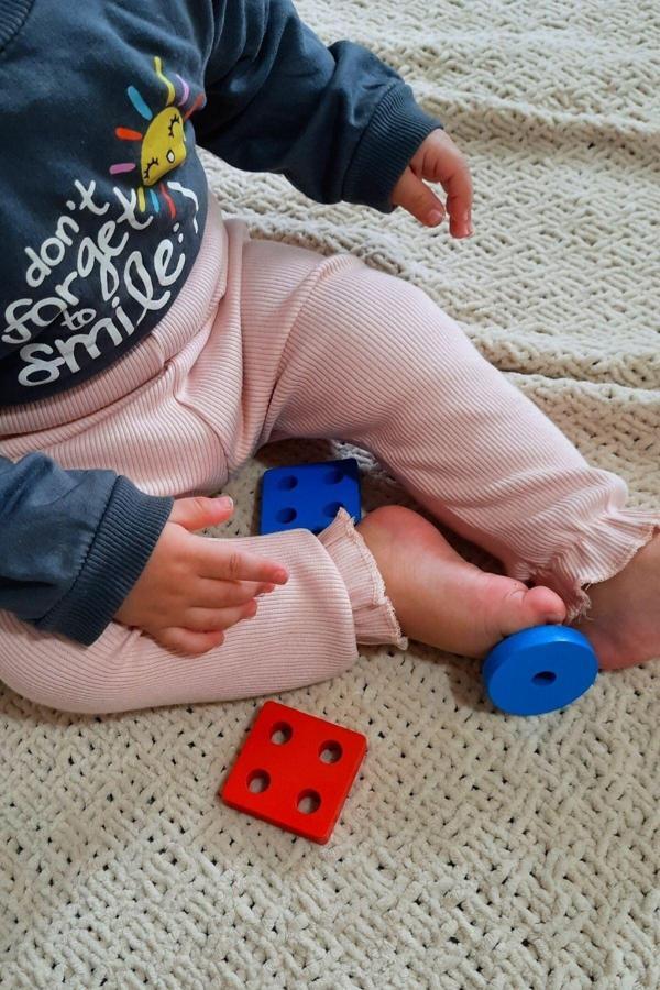 Minytrendy Kız Bebek Pamuklu Kaşkorse Esnek Kumaş Lastikli Fırfır Paçalı Tayt 6-24 Ay - Image 1