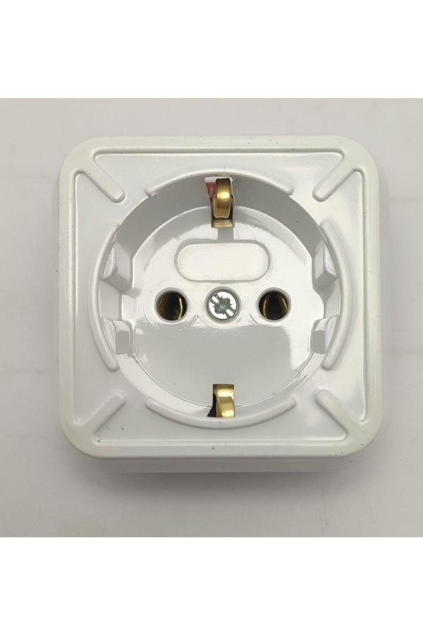 Gördur (1 Adet) Sıva Üstü Topraklı Priz 250 Volt - Image 1