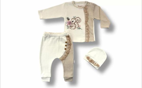 Minik Sincap Nakışlı Şapkalı Uzun Kollu Sweatli 3lü Kız Bebek Takımı Kahverengi - Image 1