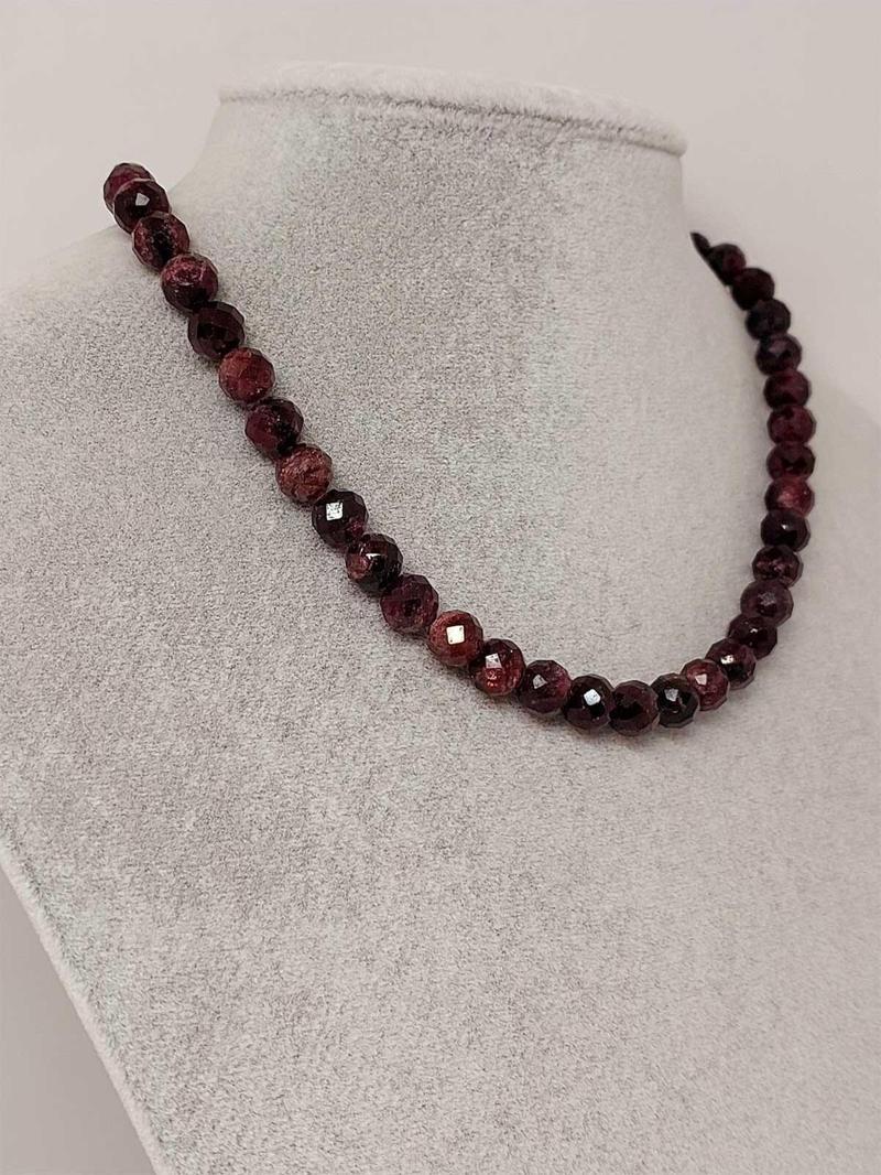 Lal (Granat) (Garnet) Taşı Faset Kesim Kolye 8mm (Sabit Klipsli)