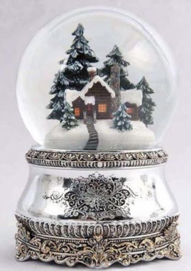 Musicbox House in the Woods Silver Decorative Base Kar Küresi 58002