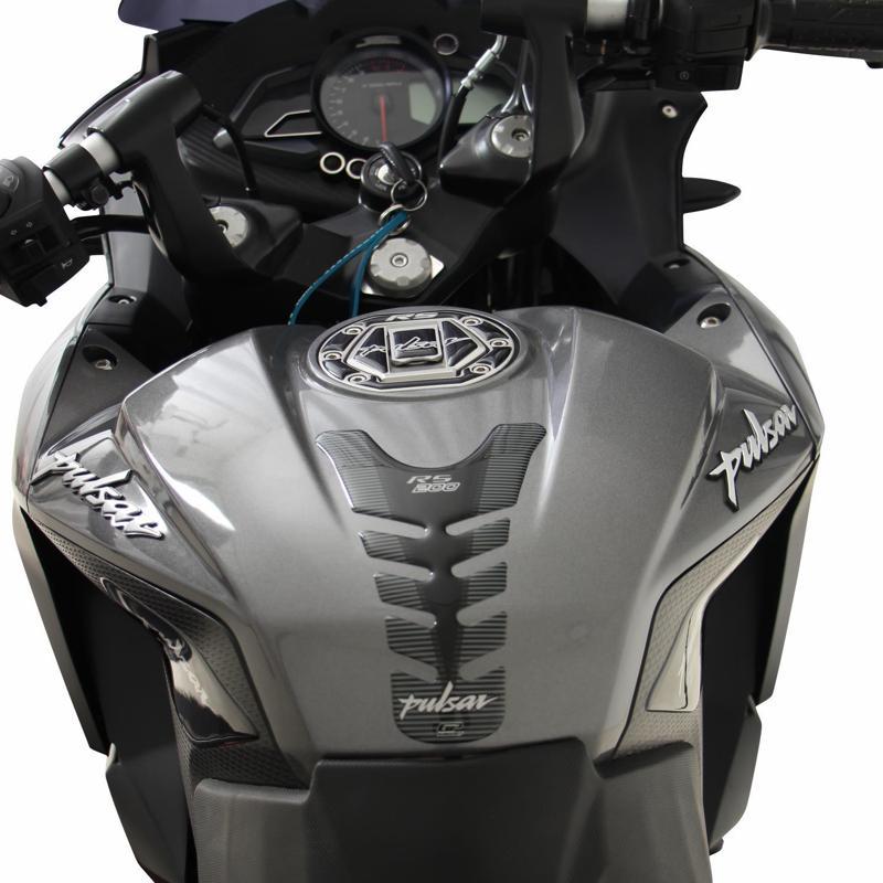 Bajaj RS 200 2015-2020 Uyumlu Tank Pad Seti Siyah