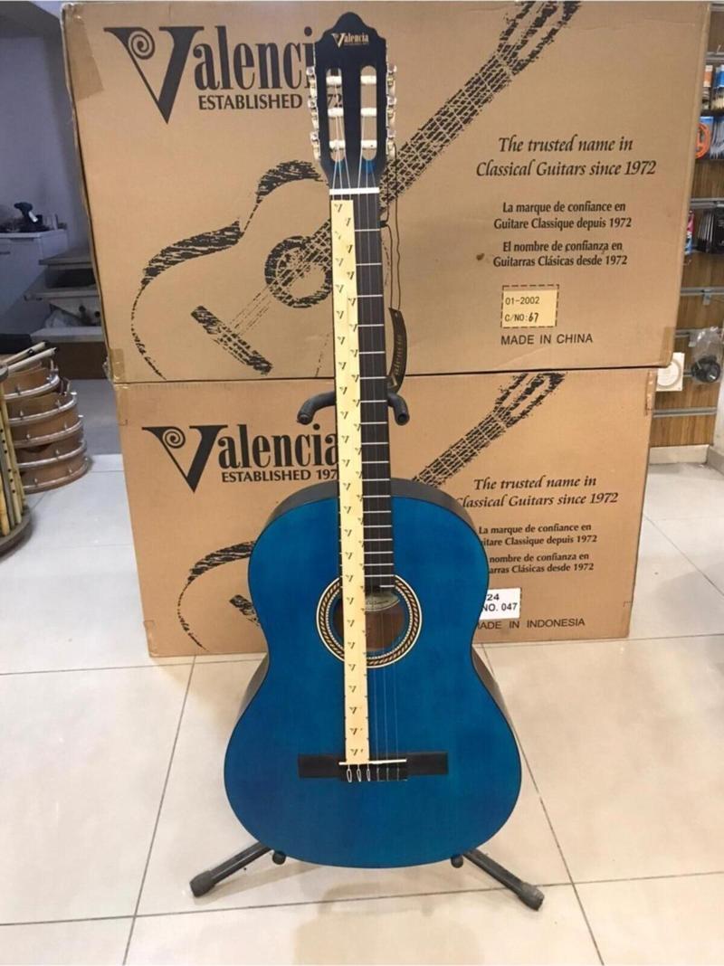 Mavi Klasik Gitar Vc 204 Kılıf Yedek Tel Seti ve Pena