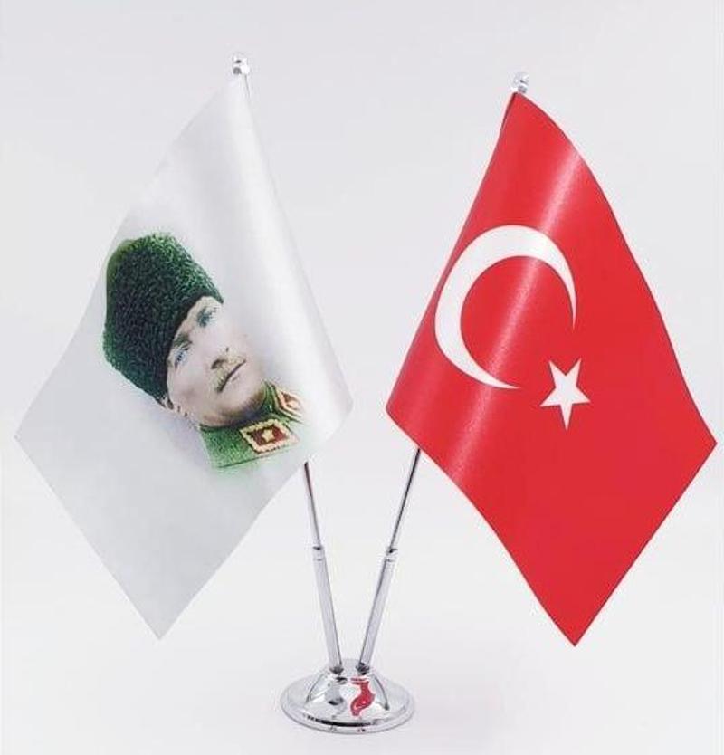 Çiftli Atatürk Kalpaklı Masa Bayrağı