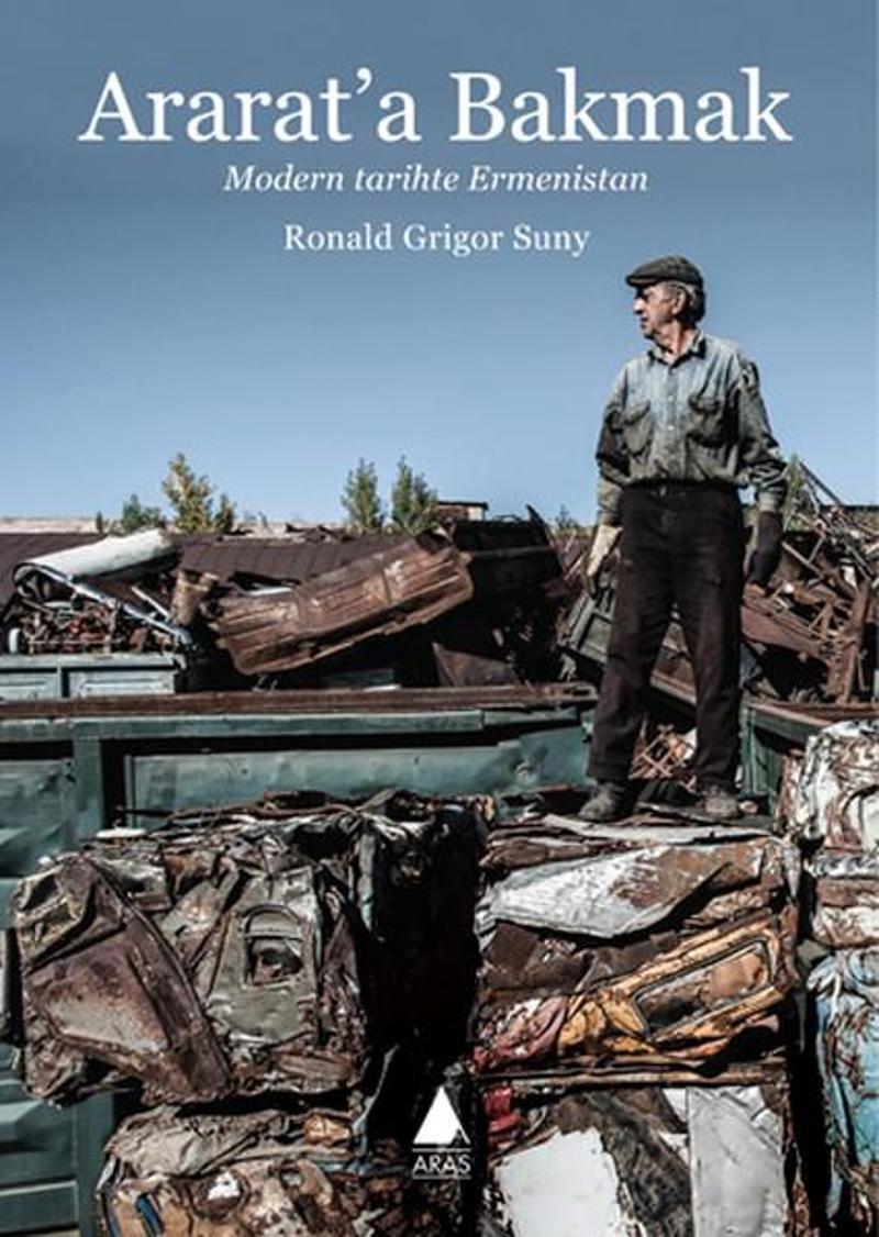 Aras Yayıncılık Ararat'a Bakmak - Ronald Grigor Suny QR7208