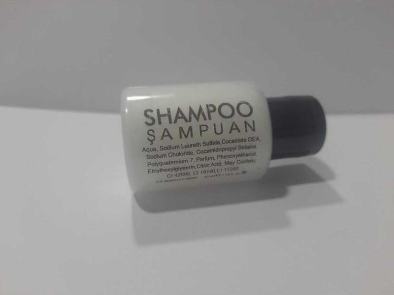 10 Adet Şampuan(Shampoo)  30 Ml .Baskılı .Otel Buklet Malzemesi. Seyahat Boy. Kullan At.