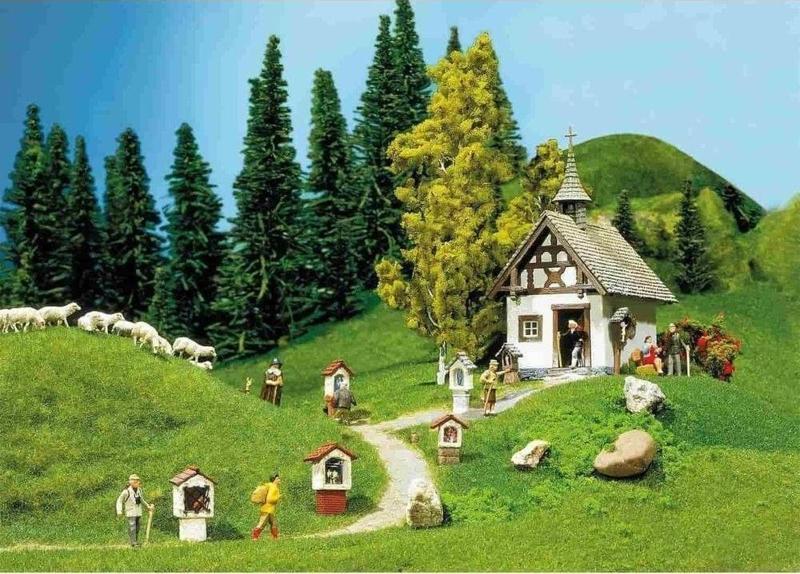 Maket Kapelle Mit Wegkreuzen - Yol Kenarı Haçlı Şapel N:130235