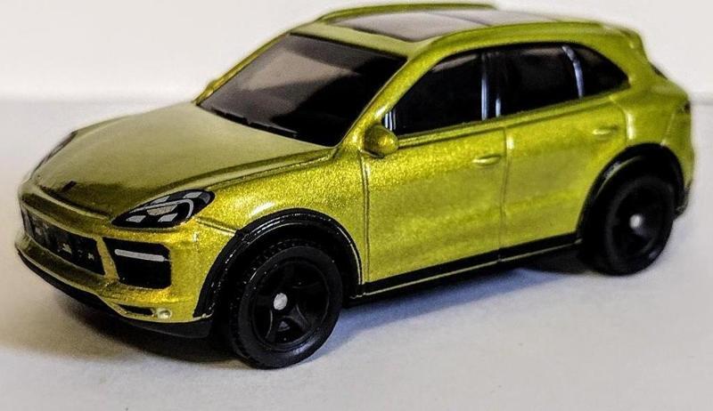 Koleksiyon Araçlar GBJ48 - HVW10 PORSCHE CAYENNE TURBO