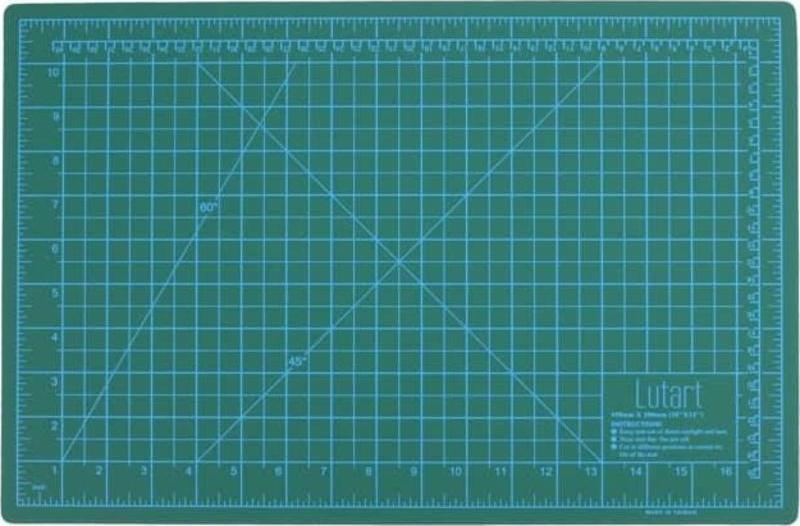 Kesim Altlığı A4 22x30 cm