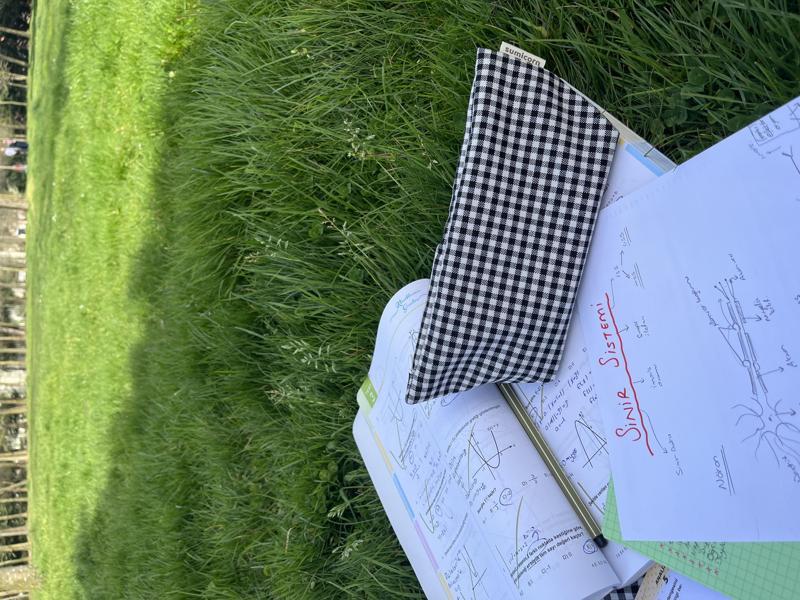 Siyah Pötikareli Yıkanabilir Fermuarlı Tek Göz Bez Kalemlik Kalem Kutusu Cüzdan Makyaj Çantası