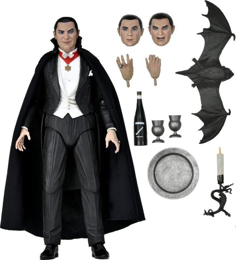 Universal Monsters - Ultimate Dracula (Transylvania) Aksiyon Figürü