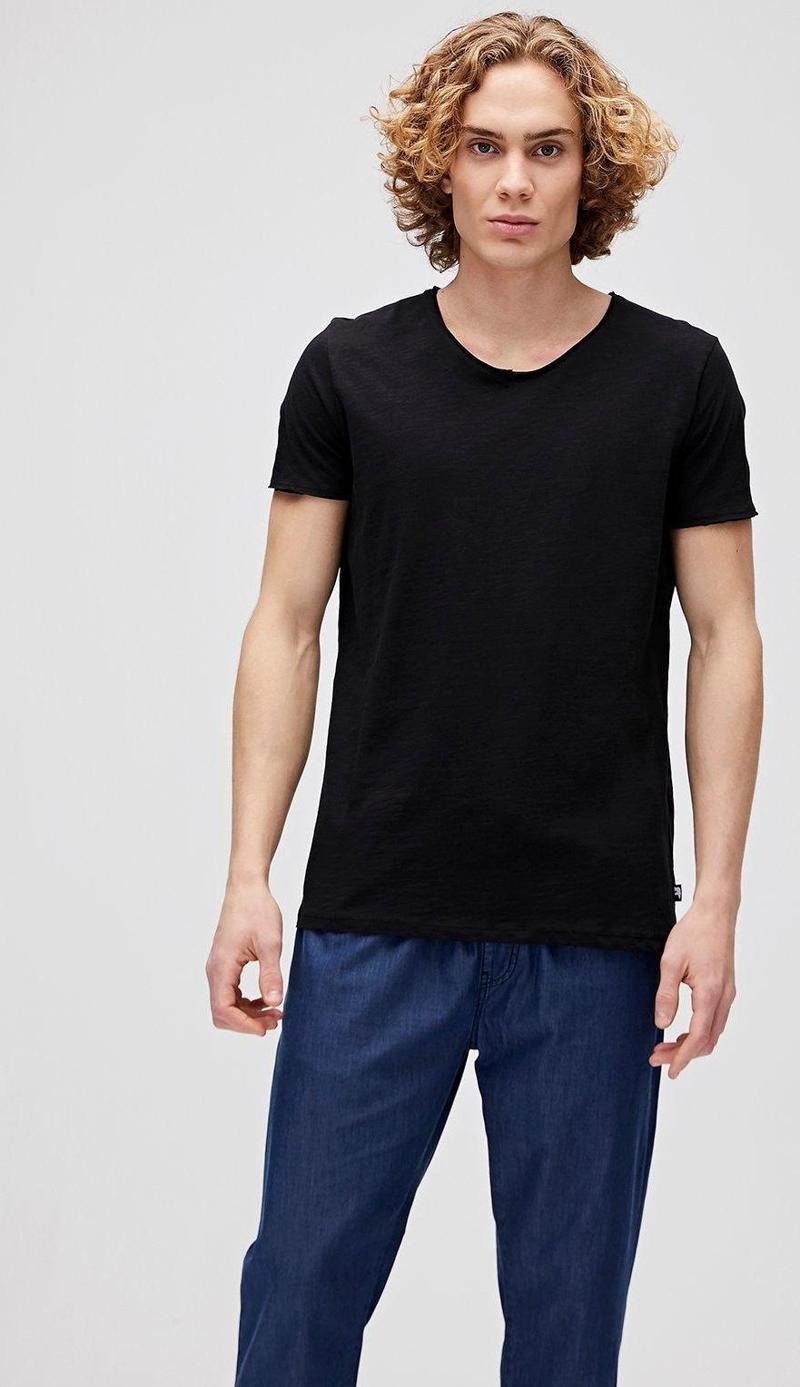 V-Neck T-Shirt Siyah Basic Erkek Tişört