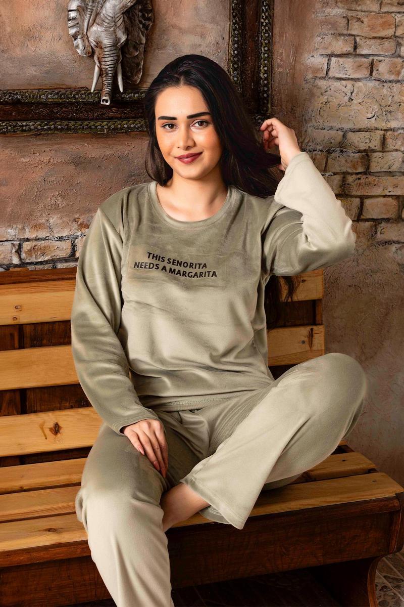 Kışlık Kadın Kadife Pijama Takımı - Süper Soft Serisi