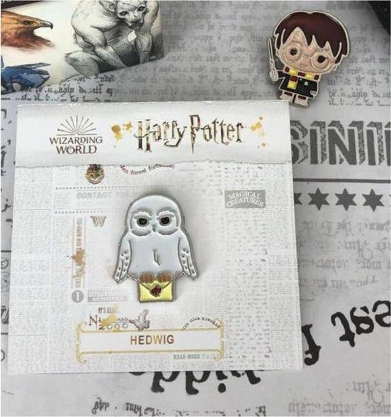 Wizarding World  Pin  Hedwig