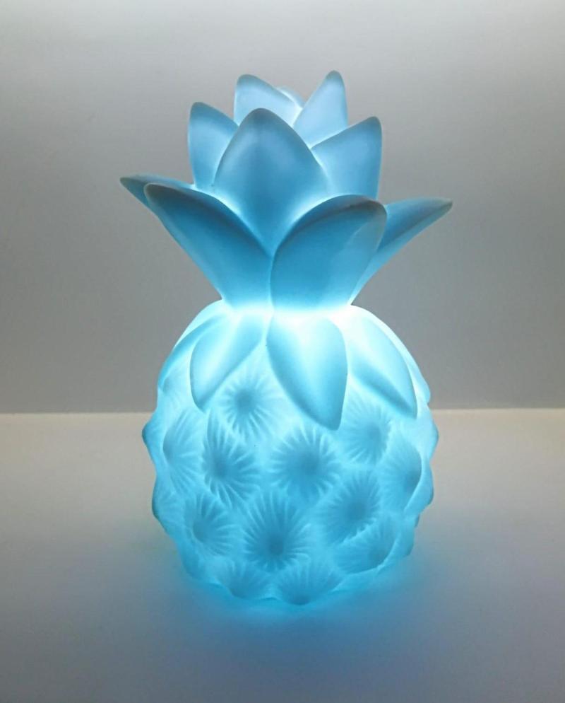        Mobgift 3D Silikon Ananas Gece Lambası 