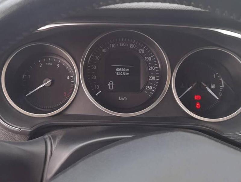 Renault Megane 4 HB Krom Gösterge Çerçevesi 3 Parça 2016-2020 Arası