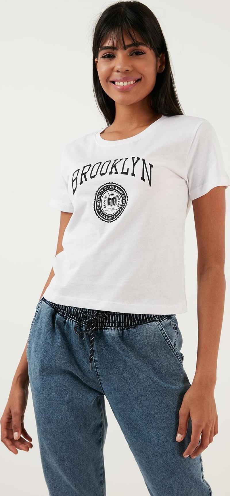 Brooklyn Baskılı Bisiklet Yaka Dar Kesim Bayan T Shirt 5864581 BEYAZ