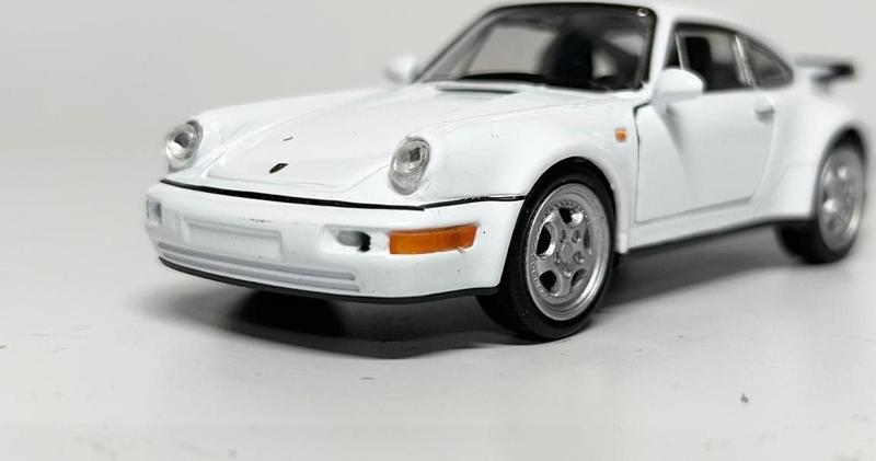 1/36 Porsche 911 Turbo