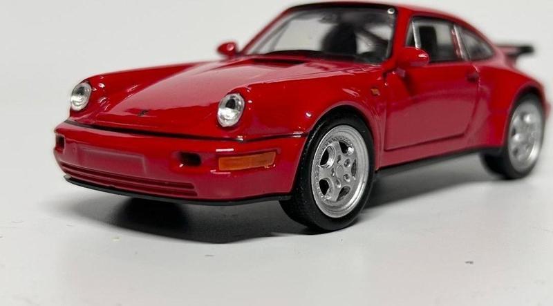 1/36 Porsche 911 Turbo