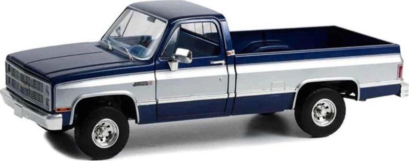 1:18 1984 Gmc K-2500 Sierra Grande Wideside