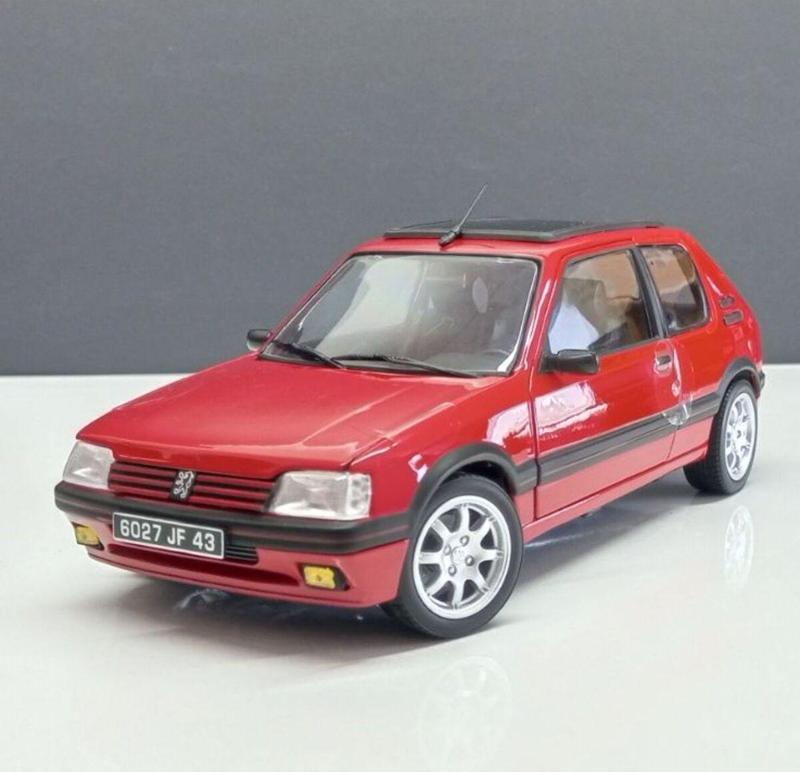 1:18 Peugeot 205 Gti