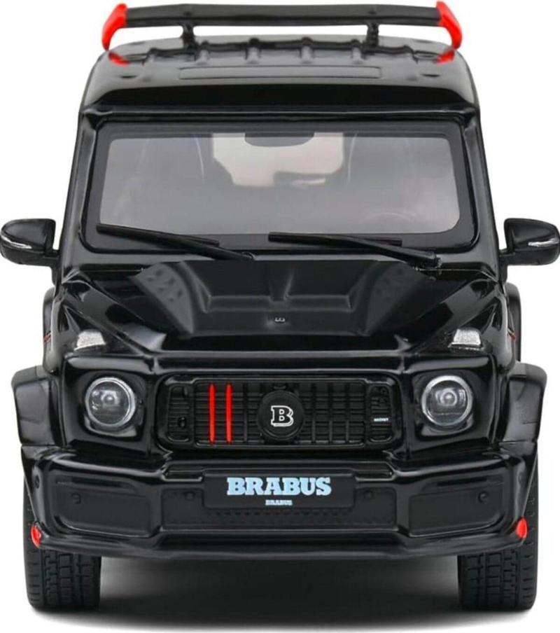 1:43 Mercedes Benz Brabus 900 Rocket