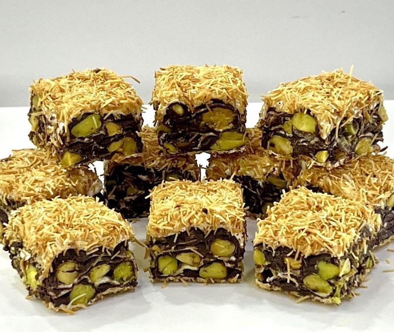 Baklava Lokum Çikolatalı Kadayıflı Antep Fıstıklı 500 GR