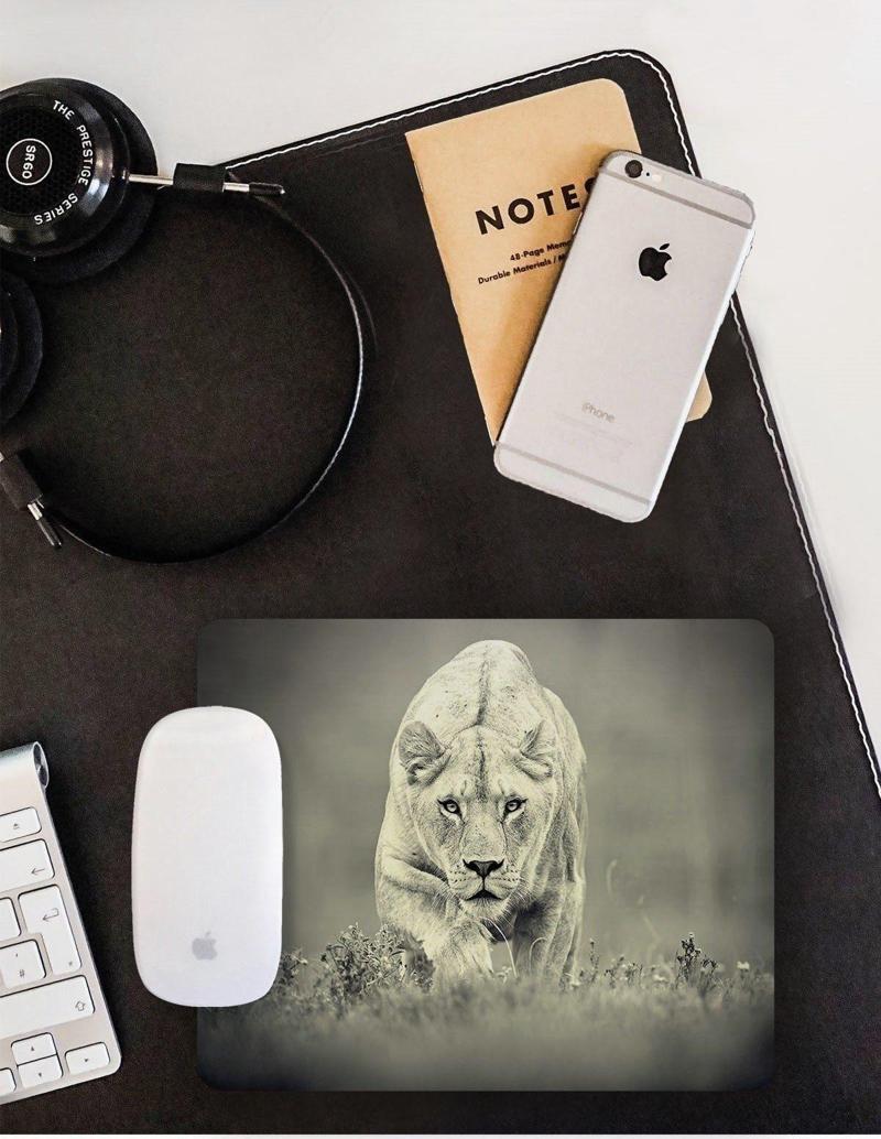 Avcı Aslan Mouse Pad