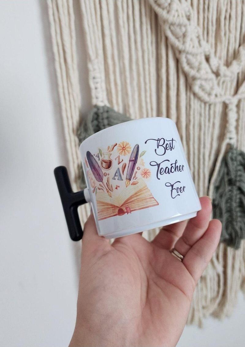 Öğretmenler İçin Kitap Kalem Desenli Best Teacher Ever Yazılı Porselen T Kupa Bardak Latte Fincanı