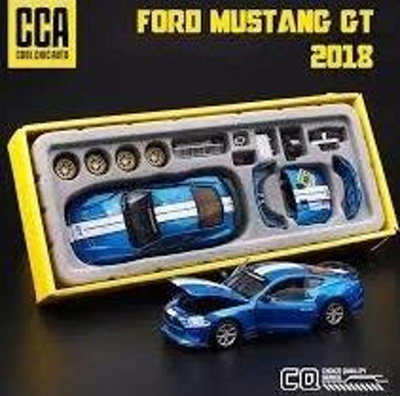 1 Kutu 1:42 Ford Mustang GT 2018 Mavi Araba Modeli Modifiye Edilebilir, Kapıları Açılabilir, Aksesua