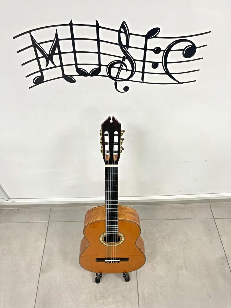 Özel Yapım Üst Kalite Masif Maun Ağacı Tam Boy Klasik Gitar+Kılıf+Pena