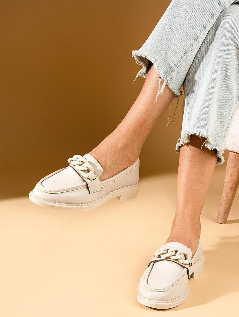 Rahat Taban Toka Detaylı Loafer Kadın Ayakkabı 61-718-23