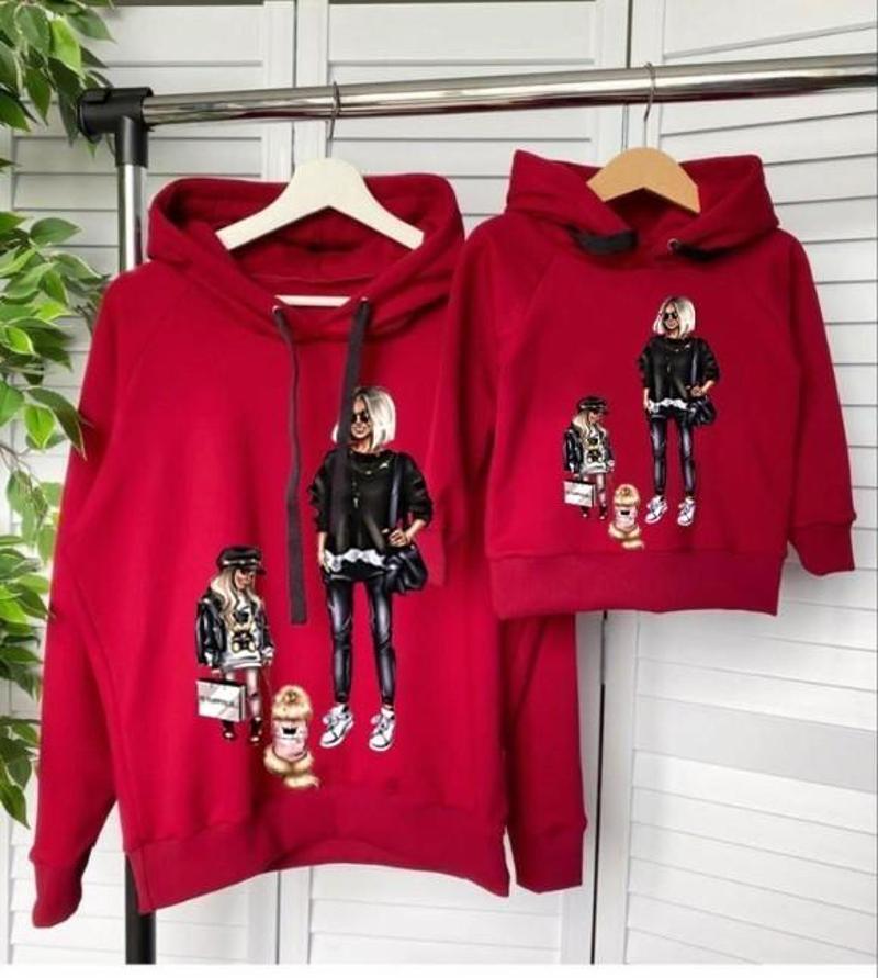 KAPİŞONLU ANNE KIZ KÖPEK BASKILI ANNE KIZ SWEATSHIRT KOMBİN-KIRMIZI