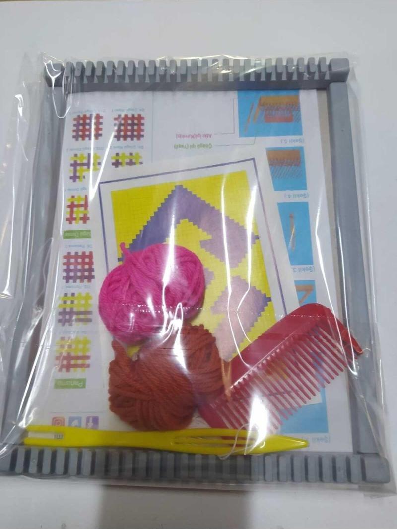 Halı Dokuma Seti Plastik Renkler Değişiklik Gösterebilir