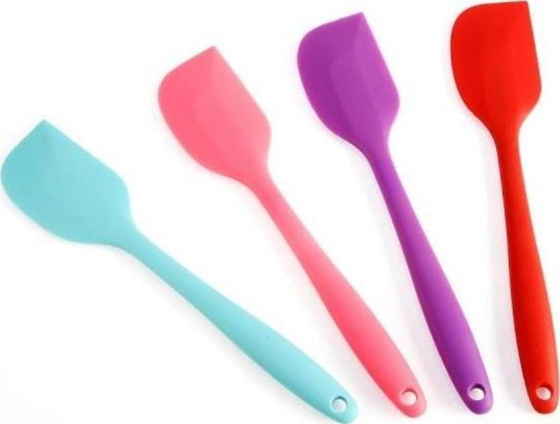 ÜN-EV 230 ISIYA DAYANIKLI RENKLİ SİLİKON SPATULA 