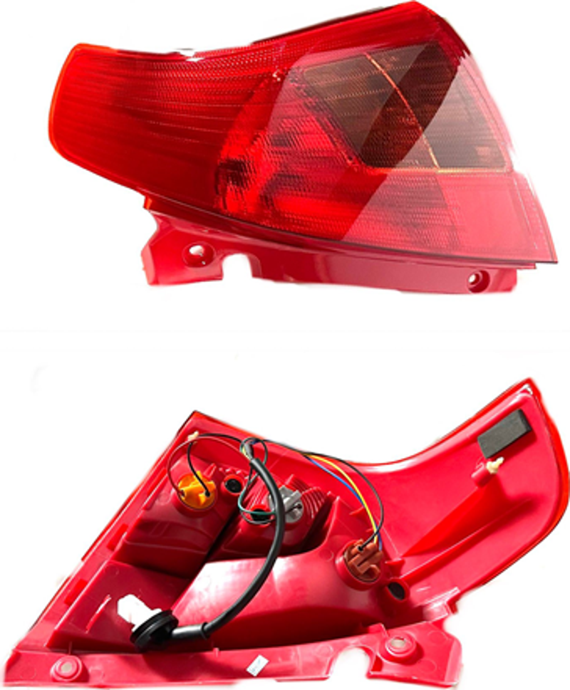 Suzuki Swift Stop Lambası Sağ 2005-2007 35650-62J00