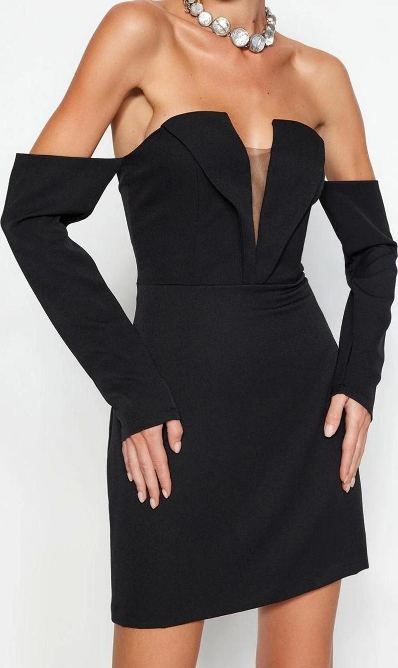 Moda Stil Regular V Yaka Mini Boy Vücuda Oturan Dokuma Kısa Şık Abiye Elbise