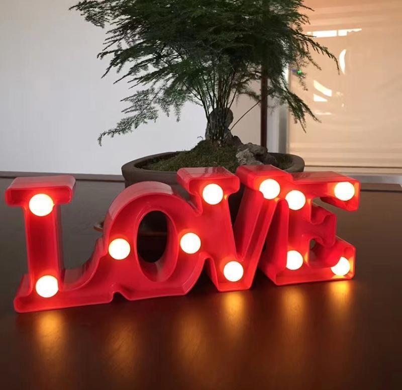 2 ADET LED IŞIKLI LOVE YAZISI GÜN IŞIĞI LED IŞIKLI DEKOR LOVE YAZI SEVGİLİLER GÜNÜNE ÖZEL SÜSLEME